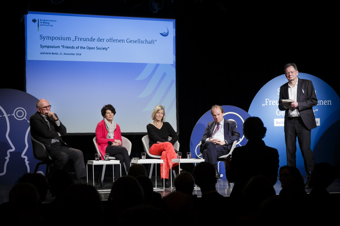 Jürgen Renn sprach in seiner Keynote auch über die Chancen technologischer Innovationen.